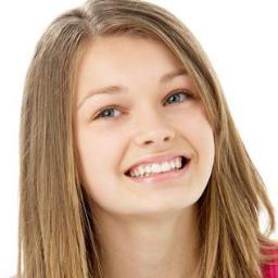 Patyemtodas's profile picture. Alguém muito feliz.