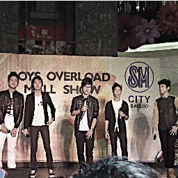 February 17, 2013 is the HAPPIEST DAY of my life when i saw @keyrjem22 @ImArvinBoyon @rojeeapostol @iamVANpiree @renziboyy @Judesinahon at SM Baguio~♥~ #Nyaw!