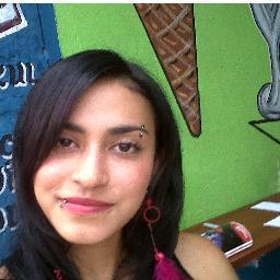 Smilena_'s profile picture. o sea
resumiendo
estoy jodida
y radiante
quizá más lo primero
que lo segundo
y también
viceversa.