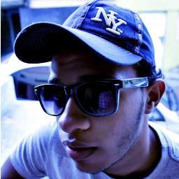 Cristiano, amante de la buena musica,Trabajo animacion, multimedia orientada a proyectos dinamicos, editor y baterista miembro de @coolmediagroup