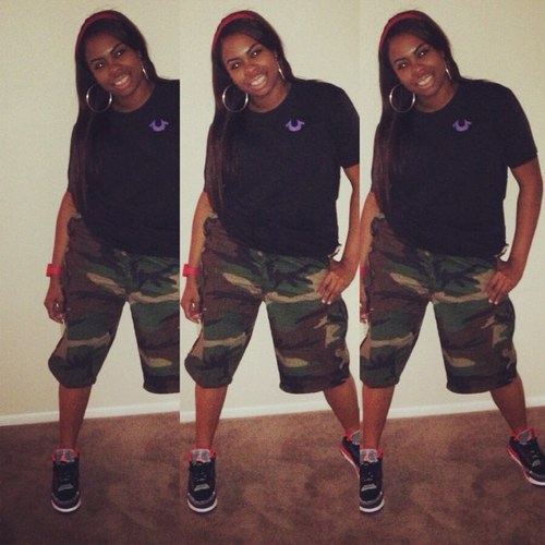 Its me Smiley Im about jesus My son && about dat Im very nice until you cross the fucking Line . But follow me