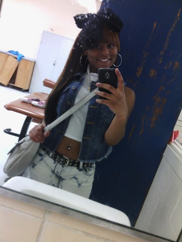 im that eastside bitch w/a bad attitude i dont fw you fuck boys lol but fmoi:bigbooty_miah amof:miah payne