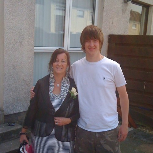 Stuarto83's profile picture. 