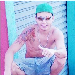 -CoRiiNthiAnos, 21 aniNhos, SolteiiiRo.!*