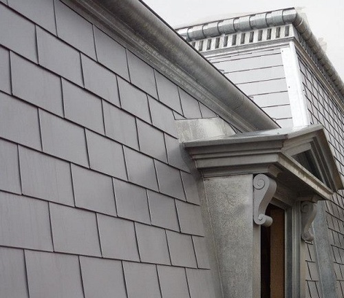 Furnizor de solutii si idei pentru arhitecti, constructori si proiectanti in domeniul  invelitorilor din tabla plana faltuita si a lucrarilor de tinichigerie.