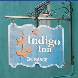 Combining 19th century charm with 21st century comfort in #CHS. Indigo Inn, Meeting Street Inn, Jasmine House Inn