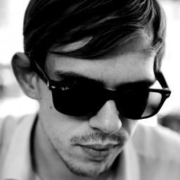 dj & producer / sociologist / co-founder of @RadioVlan & Fachgruppe DECK @younion_at