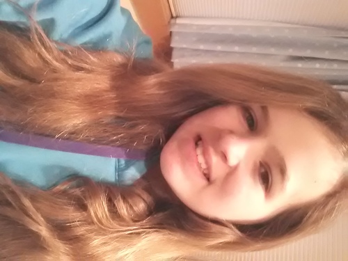 Hi I am Valerie please follow me!!!!!!! Then I will follow u!!!!!! I ♥ animals!! :) I am on instagram @Rockanval follow me!!!!!!!! :)