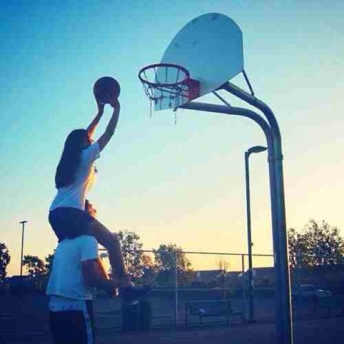 I live for my man and my sports. I ❤#35