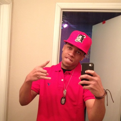 # Real nigga #boutthataction #schoolswagg #MOTIVATION #GRINDFLOW
UPTOWN FROM THE LOWEND!