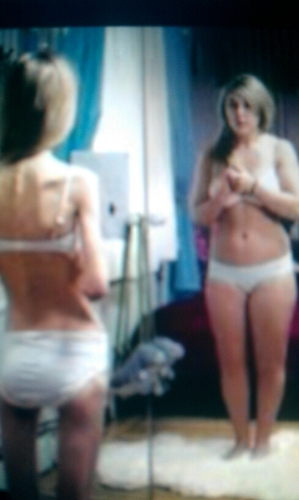 Ana / Mia rule my life. Self Harm , Depression. CW: whalee GW1: 115 GW2: 100 GW3: 90. #followback