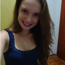 Eu sou para cada pessoa aquilo que ela acha que eu sou, mas o que para mim importa é o que eu estou a procura de ser e isso eu ainda não sou.