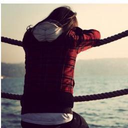 O tempo passou e eu mudei. Mudei porque amadureci, porque passei por tantas diversões e experiências, que consegui aprender com meus próprios erros !