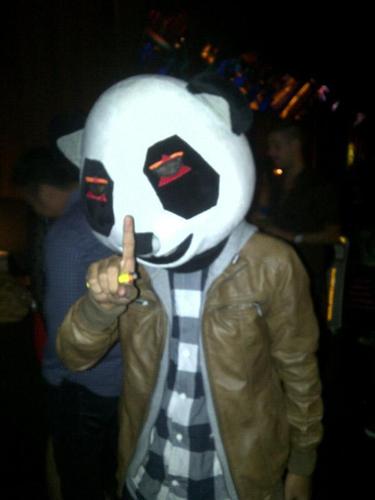 whynotcrispy's profile picture. 1/2  Human 1/2 Vulcan