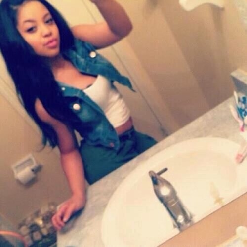 No bio just follow and get to kno me #single