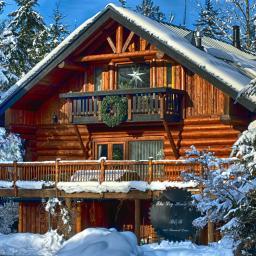 Exquisite log house B&B minutes from Whistler Resort in Pemberton British Columbia Canada!