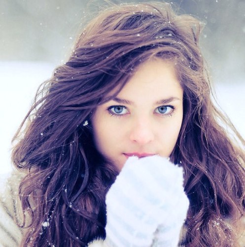 I...can't remember how I got here,i'm kind and want to be apart of a family AGE Varies WITH RP.Single and looking.