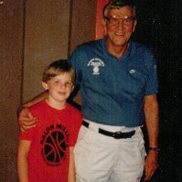 therealkipmacke's profile picture. 