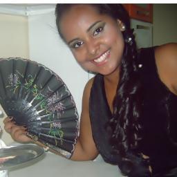 Testemunha de Jeová , !'  Ame o que você tem, antes que a vida lhe ensine a amar o que você tinha.   :D