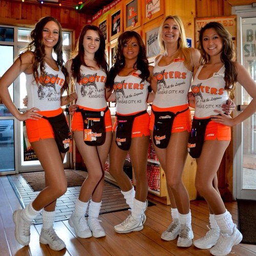 Hooters Legends