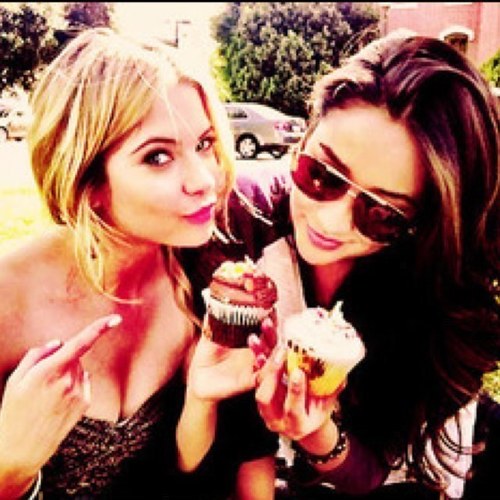 minnie124's profile picture. 浜崎あゆみ/猫/洋楽/海外ドラマ/Xfactor Rihanna,Nicki Minaj,One Direction,Chris Brown,Aguilera,Rita Ora,Jay Sean,Emblem3/TWD,PLL,TVD/Nina Dobrev,Ashley benson♡22歳( ´ ▽ ` )ﾉ