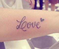 Just some girl, a dreamer&a believer. #teamfollowback Was @somegirlanonn. Kik: somegirlanon