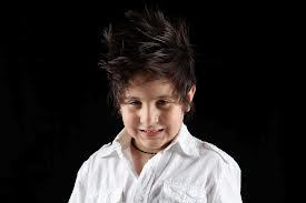 Eu nao preciso te olhar pra te ter em meu mundo porque pra onde quer que eu vá voce estar em tudo, tudo  que eu preciso Te vivo @hugohenriqueofc TE AMO 3