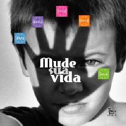“Viver é a coisa mais rara do mundo. A maioria das pessoas apenas existe.”
( Oscar Wilde )