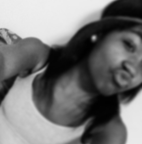 Follow Me!! And Go Follow My BestFriend @thickemz__