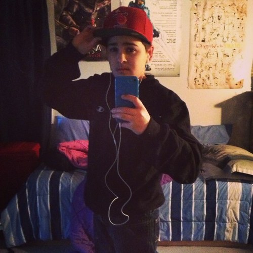 WhosMidniteYT's profile picture. Ima Beast SUB http://t.co/iGrnroMe