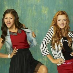 A sua maior fonte sobre as séries Shake It Up & Austin & Ally, estreladas por @BellaThorne @Zendaya96 @rossR5 @yaylauramarano ! Acesse: http://t.co/oSGDL3md