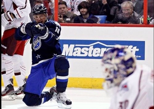 Tweeting about the best sport know to man, hockey. We supply the best chirps and everytging hockey. #FuckingDangles