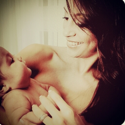 lorenagarcilazo's profile picture. VENEZOLANA, HUMANA, PATRIOTA..Locutora en receso por ahora alejada del medio...Una vez fui aprendiz y otra vez fui maestra Viviendo a plenitud la maternidad!