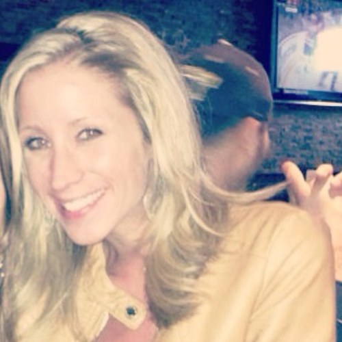 AmyB_9's profile picture. 