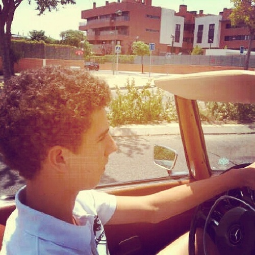 AlexGarcia_95's profile picture. Let the good times roll.                                                   ADE + Marketing y Gestión Gomercial ESIC