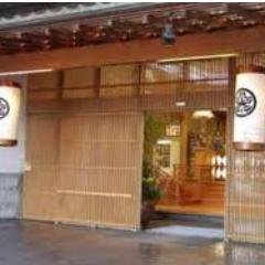(●´ω`●)『ちいさな宿の♨露天風呂♨』と申します！ちいさな宿の心温まる♨露天風呂へ、ようこそいらっしゃいました！心を籠めて歓迎いたします(｡◕‿‿◕｡)特に年に四回♥春❀夏✿秋☂冬☃をこのお風呂で御寛ぎ下さい！　また、相互フォロー＼(^O^)／と、 リフォロー大歓迎です＼(^O^)／お待ちしております♪♫•*