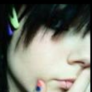 Lillyp00's profile picture. Drawing...Writing...all out Nerd ^^;