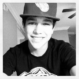 Hey guys , Austin Mahone 16 years old , american life , surf beach is the best