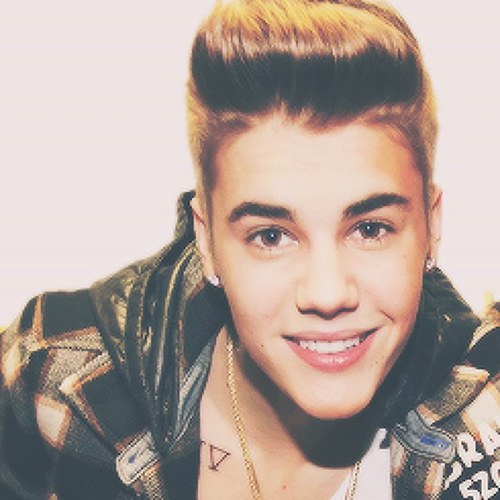 If ur a belieber or directioner, follow me. Trying to follow every belieber & directioner on here #followback
