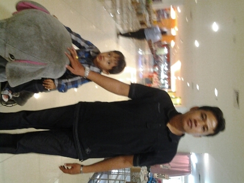 tomylarealit's profile picture. Bla...bla...bla...