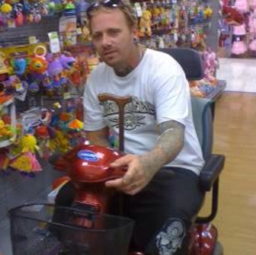 freestyle mx rider, loves to relax, loves to have fun, loves a good time. what you see is what you get....