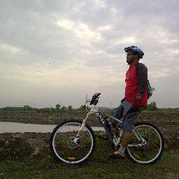 aghaahza's profile picture. 