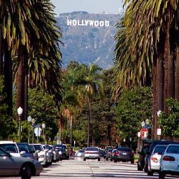 1dayinLA's profile picture. 1 day in LA - great weather,events & activities, fun, museums, shopping &  We have the inside scoop about  Los Angeles