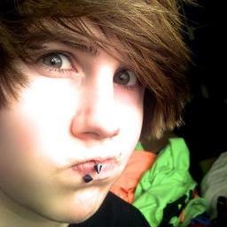 Follow for constant photos of the HOTTEST Youtube boys
