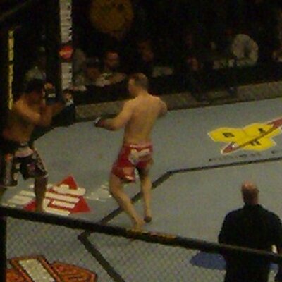 Profile Picture of Kyle Bledsoe (@bombsoveriraq) on Twitter