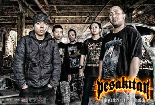 Metal/Hardcore Band From Muntilan ( magelang )
Booking contact : 081915502666 ,  @matandogveros
