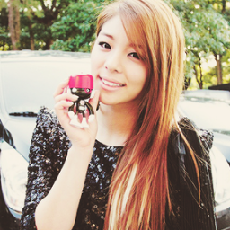 Teia1_'s profile picture. 