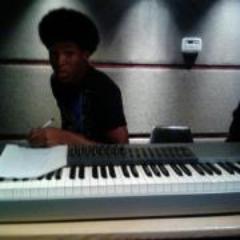 rap artist/recording artist/producer/songwriter :for booking/feats/email:(nate.king19@yahoo.com)love money music girls turning upppp an living life