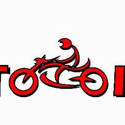 Tienda de compra/venta de motos de ocasión y taller en la Calle Los Mesejo 14.