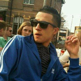 Leonnvdweele's profile picture. 